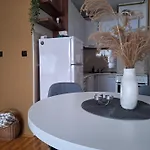 Ina Stan Na Dan Apartment