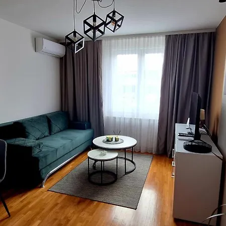 Ina Stan Na Dan * Donje Mladice